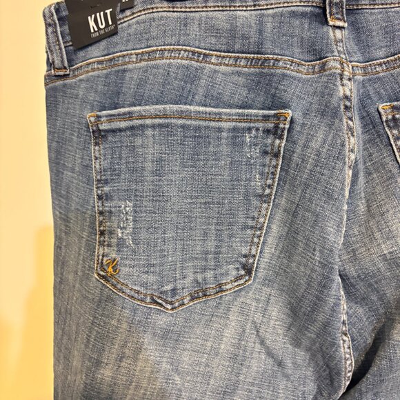 Kut from the Kloth Catherine Crop Straight Leg Jeans - Picture 9 of 10